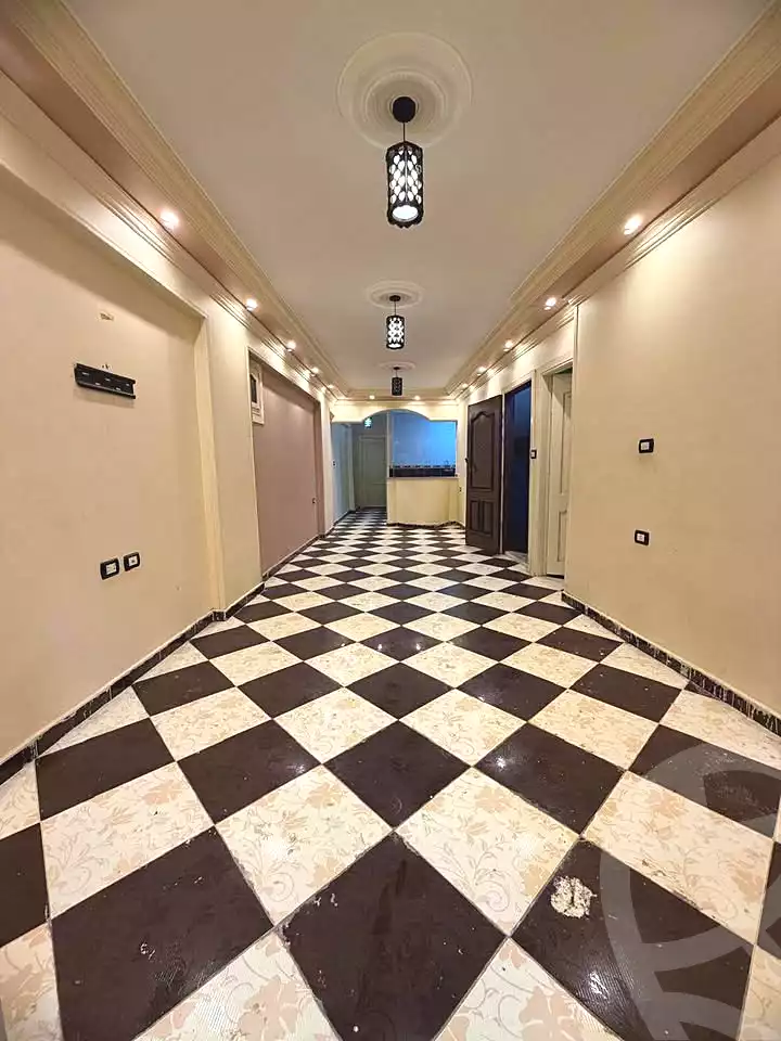https://aqarmap.com.eg/ar/listing/7194076-for-sale-alexandria-el-asafra-shr-45