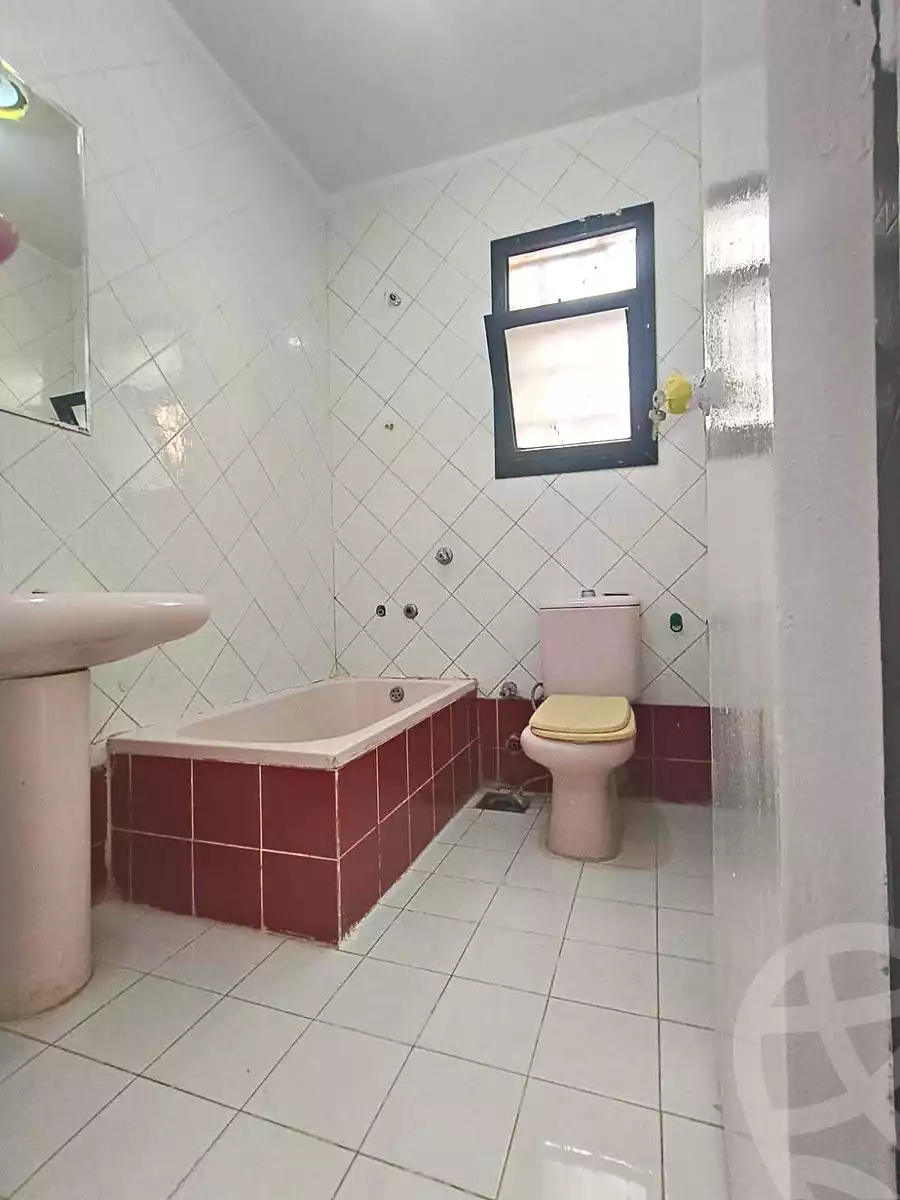 https://aqarmap.com.eg/ar/listing/7194226-for-sale-alexandria-al-agamy-shataa-el-nakheel