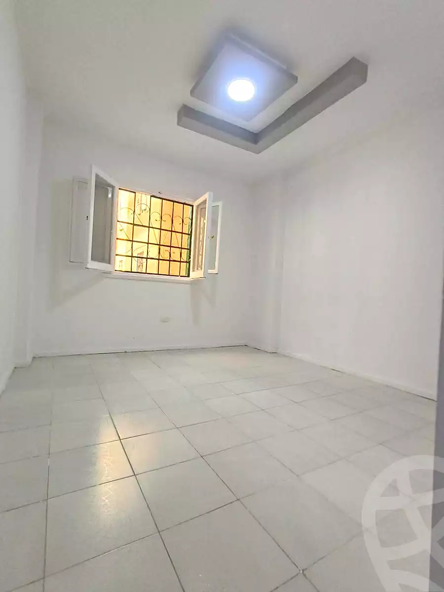 https://aqarmap.com.eg/ar/listing/7194226-for-sale-alexandria-al-agamy-shataa-el-nakheel