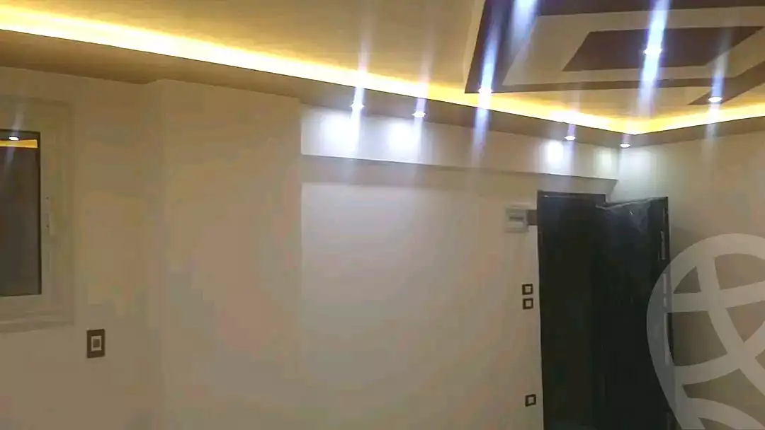 https://aqarmap.com.eg/ar/listing/7194488-for-rent-alexandria-al-agamy-bw-ywsf