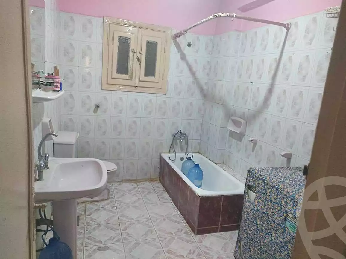 https://aqarmap.com.eg/ar/listing/7194573-for-sale-alexandria-al-agamy-lbytsh-el-hay-st