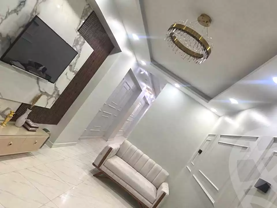 https://aqarmap.com.eg/ar/listing/7194527-for-sale-alexandria-sydy-bshr-sydy-bshr-bhry-shr-mhmwd-l-yswy