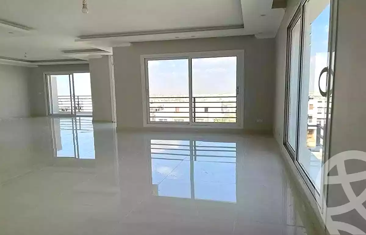 https://aqarmap.com.eg/ar/listing/7194848-for-sale-cairo-new-cairo-compounds-hyde-park-parkway-hyde-park-compound