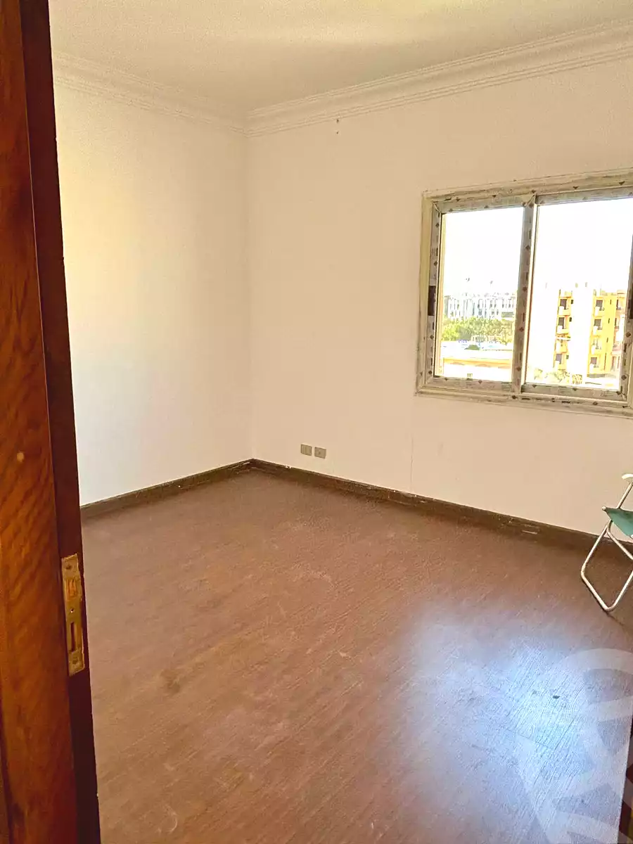 https://aqarmap.com.eg/ar/listing/7194961-for-sale-cairo-6th-of-october-compounds-dream-land-flower-resort