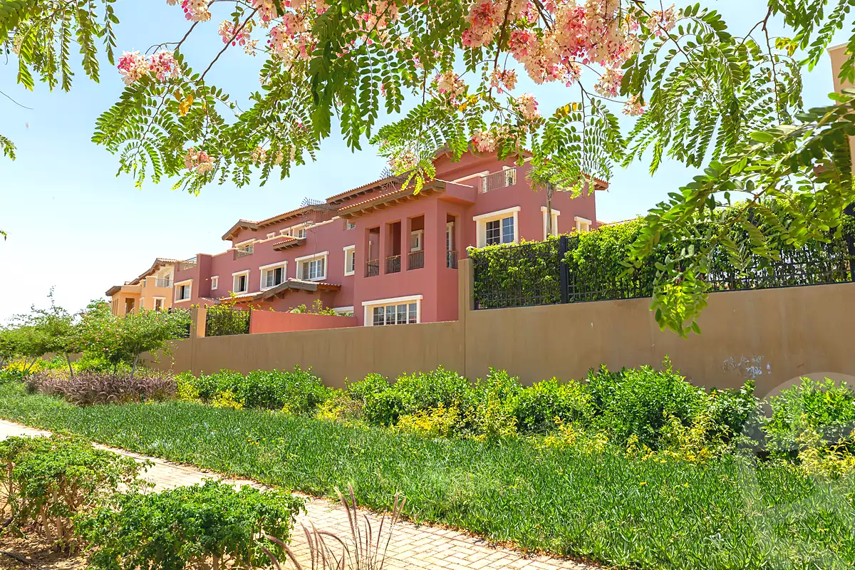 https://aqarmap.com.eg/ar/listing/7195273-for-sale-cairo-new-cairo-compounds-hyde-park-greens-hyde-park-compound