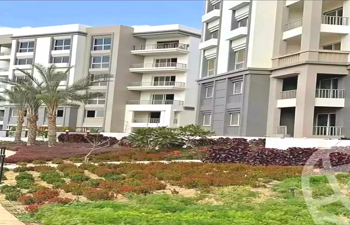 https://aqarmap.com.eg/ar/listing/7195329-for-sale-cairo-new-cairo-compounds-hyde-park-greens-hyde-park-compound