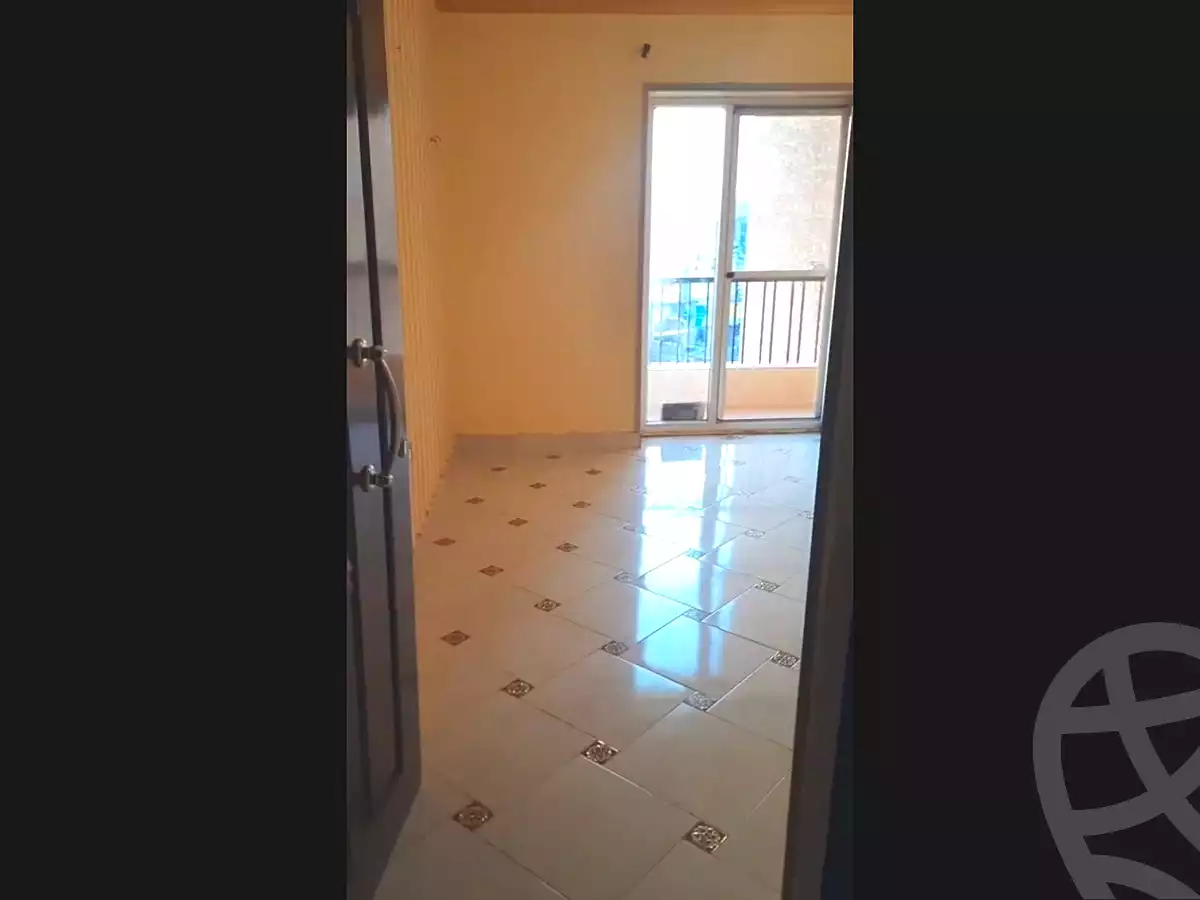 https://aqarmap.com.eg/ar/listing/7178133-for-sale-cairo-el-sheikh-zayed-city-el-hay-elsades-ashaer