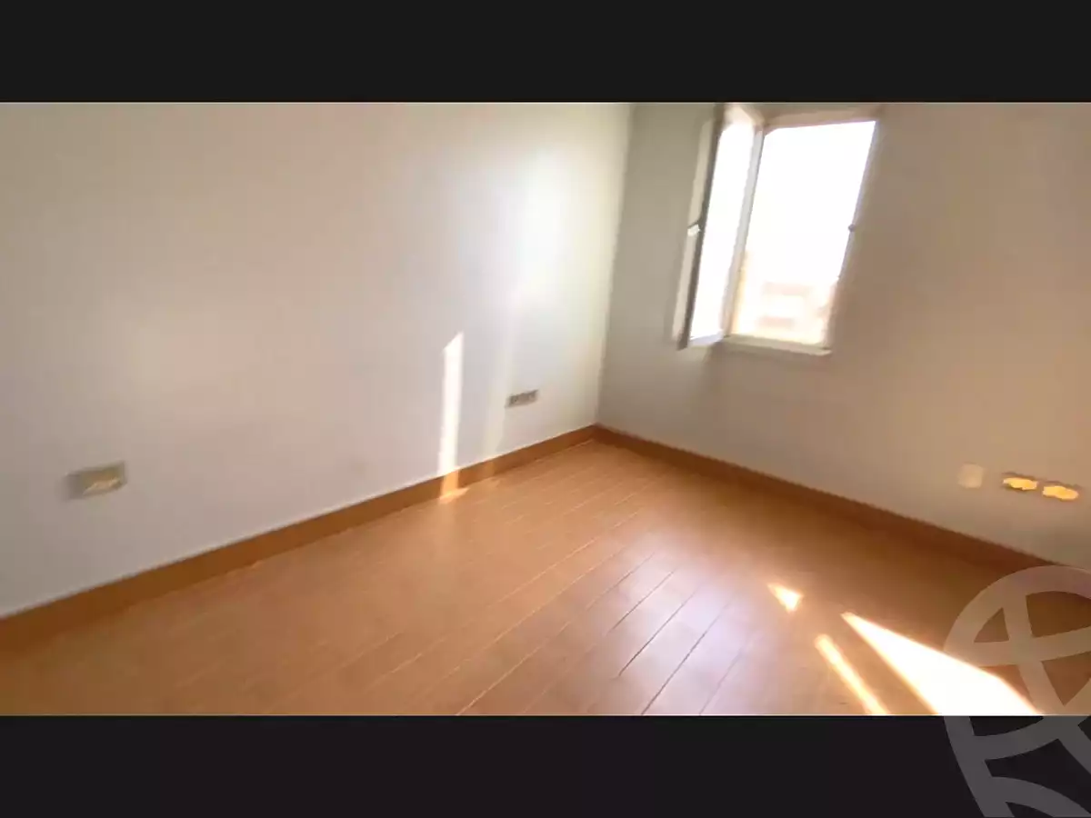 https://aqarmap.com.eg/ar/listing/7178133-for-sale-cairo-el-sheikh-zayed-city-el-hay-elsades-ashaer