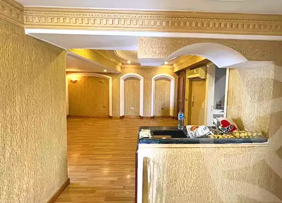 https://aqarmap.com.eg/ar/listing/7195658-for-rent-alexandria-zezenia