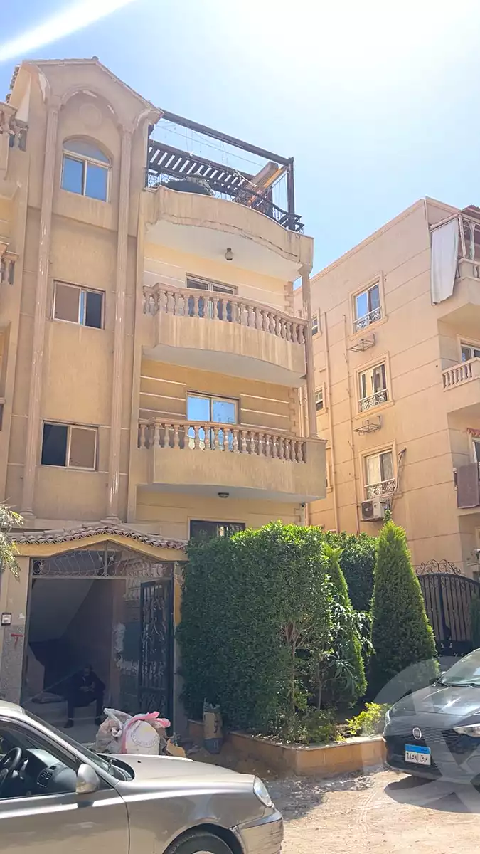 https://aqarmap.com.eg/en/listing/7196110-for-sale-cairo-6th-of-october-hadaeq-october-compounds-el-fardoos-city