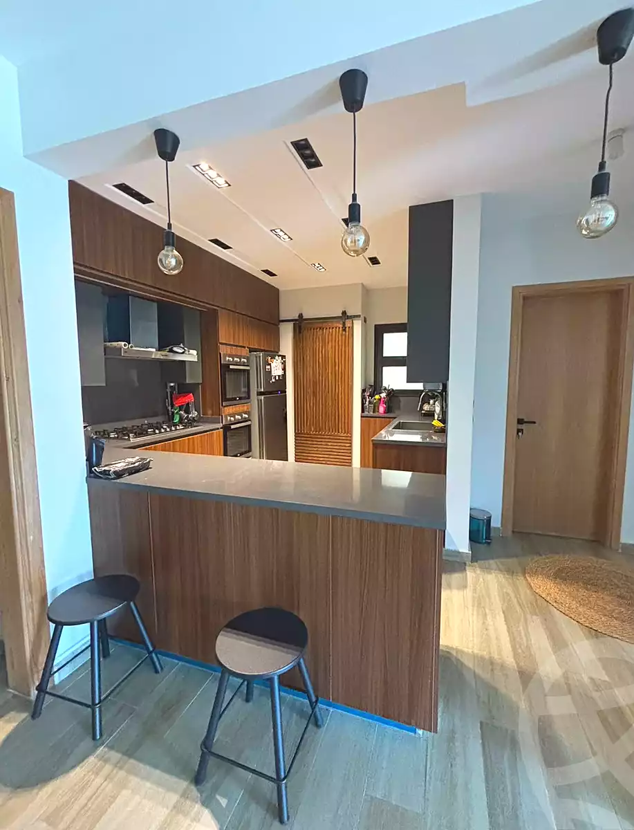 https://aqarmap.com.eg/ar/listing/7196116-for-rent-cairo-el-sheikh-zayed-city-compounds-kmbwnd-wyst-twn-swdyk