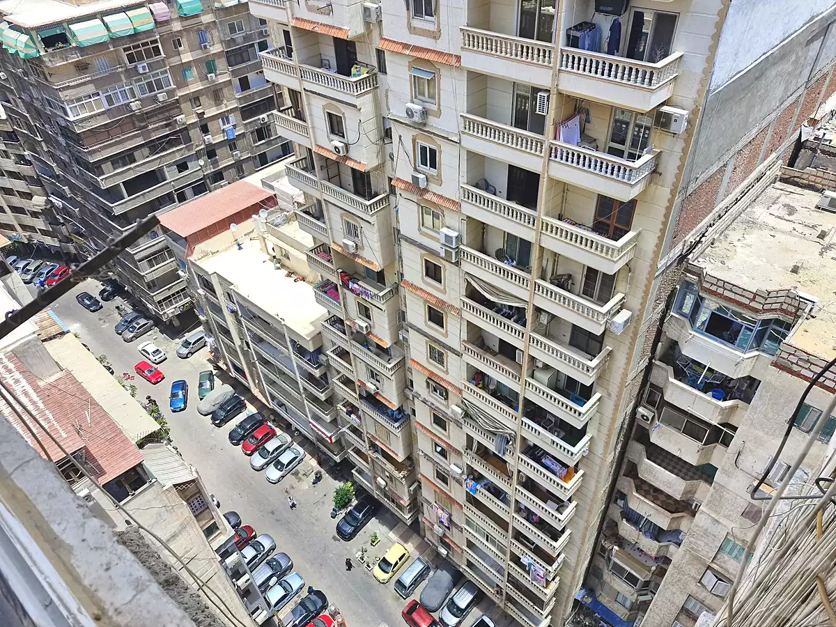 https://aqarmap.com.eg/ar/listing/7196141-for-rent-alexandria-smouha-dr-sayed-fahmy-st