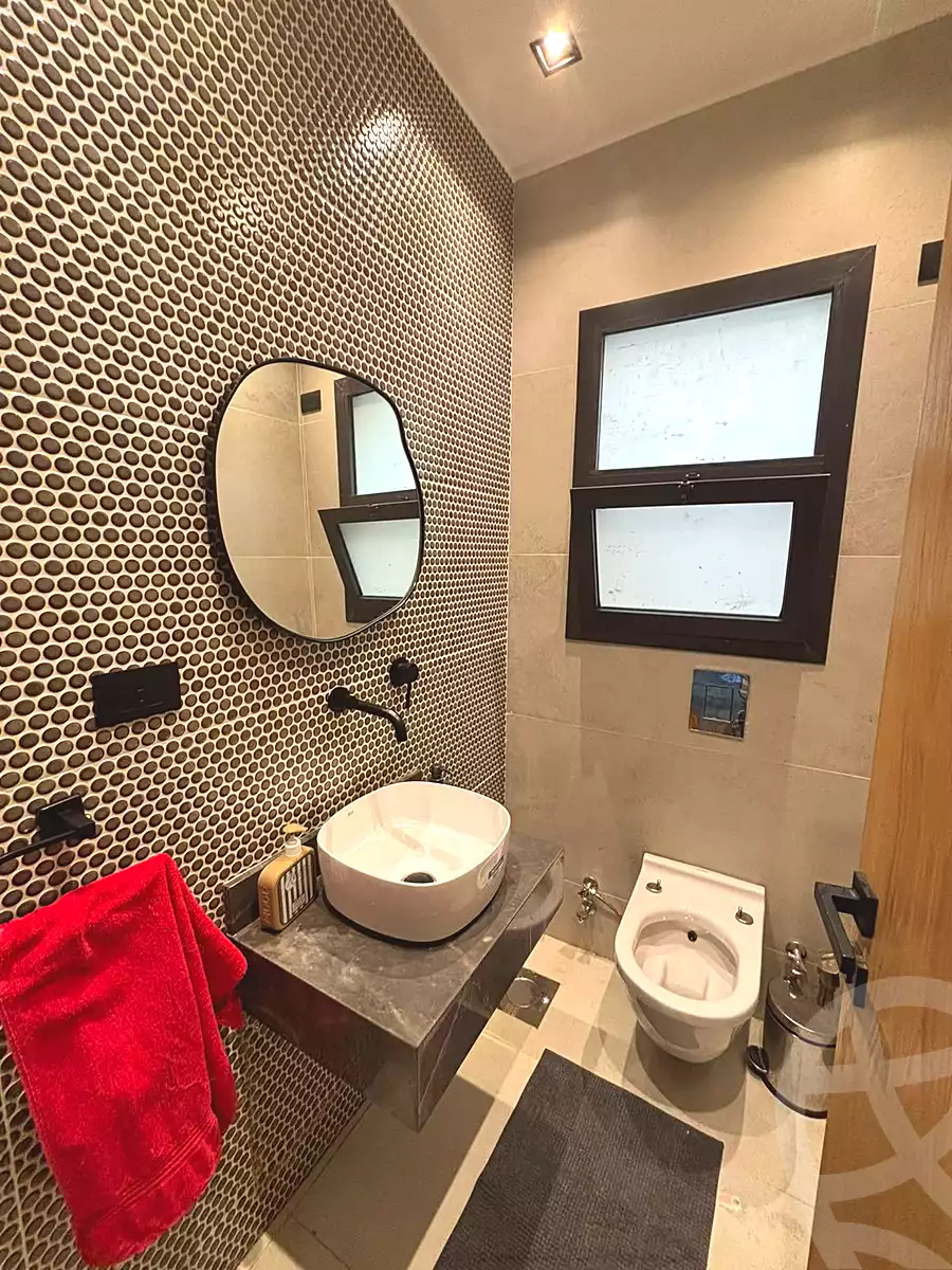 https://aqarmap.com.eg/ar/listing/7196554-for-rent-cairo-el-sheikh-zayed-city-compounds-kmbwnd-wyst-twn-swdyk