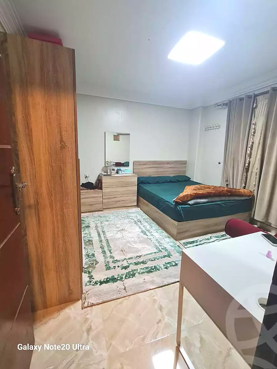 https://aqarmap.com.eg/ar/listing/7196684-for-sale-cairo-6th-of-october-hadaeq-october-compounds-el-fardoos-city