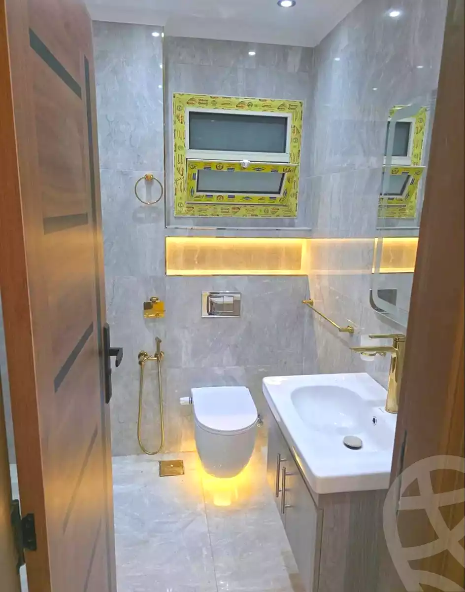 https://aqarmap.com.eg/en/listing/7196686-for-sale-alexandria-al-agamy-lbytsh