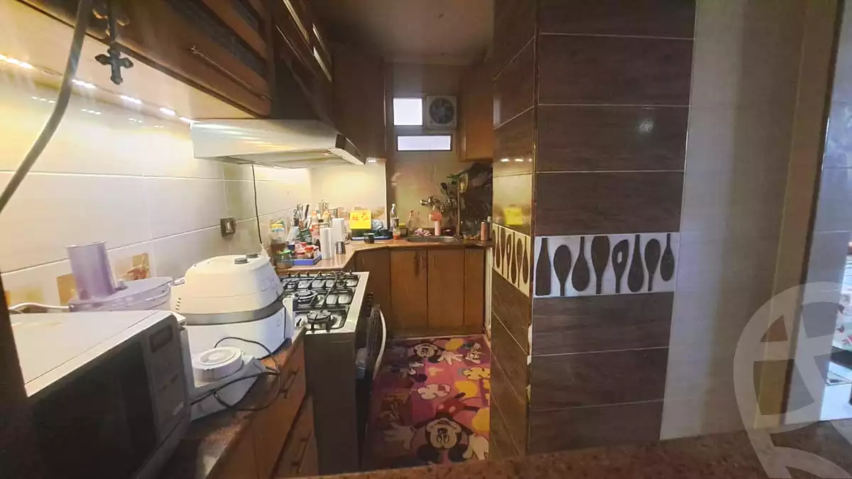 https://aqarmap.com.eg/ar/listing/7196710-for-sale-cairo-helwan-el-shareaa-el-sharby-st