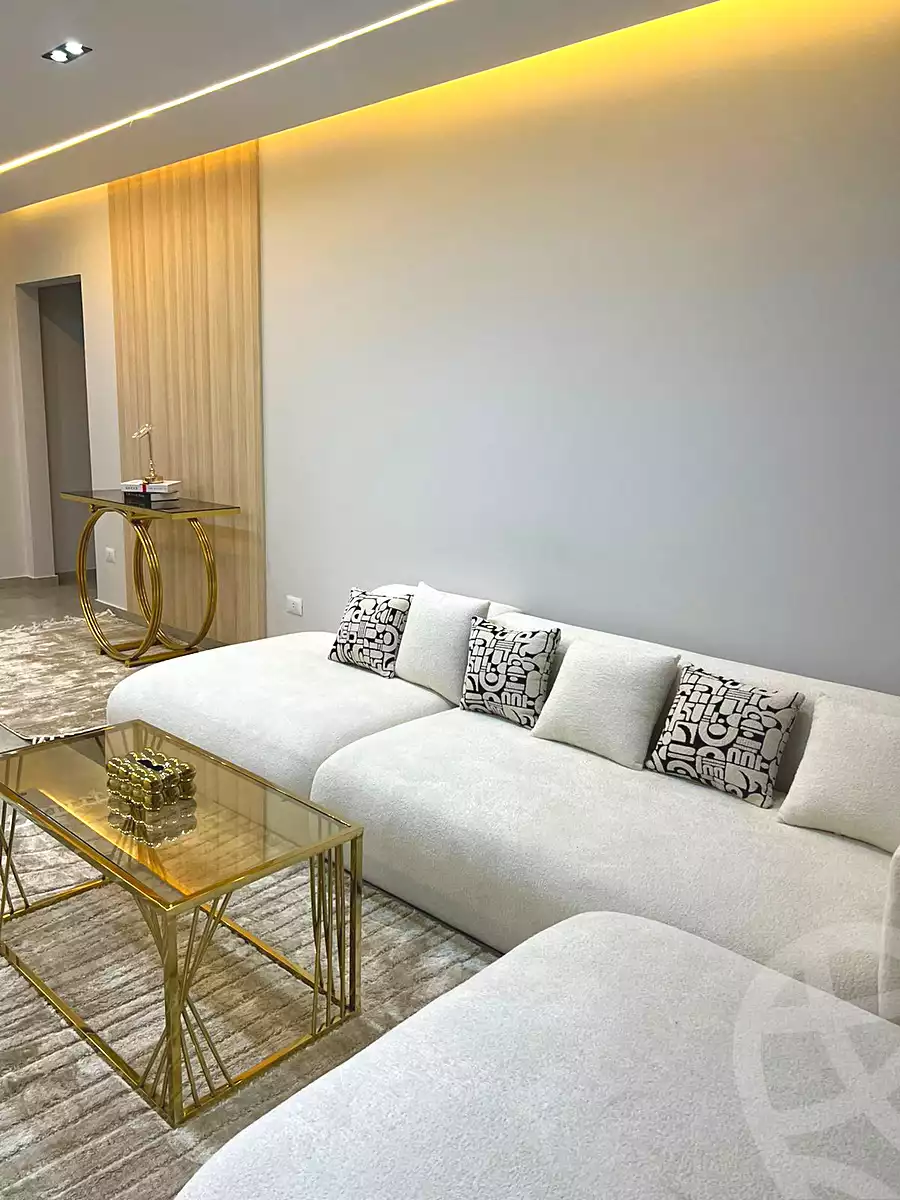 https://aqarmap.com.eg/en/listing/7196736-for-rent-cairo-new-cairo-compounds-hyde-park-centre-ville-hyde-park