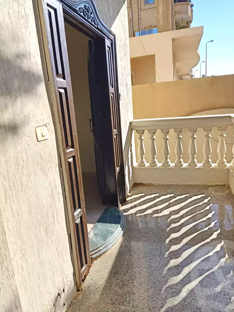 https://aqarmap.com.eg/ar/listing/7196785-for-sale-cairo-new-cairo-el-yassamin-el-yasmeen-7-el-shaikh-hassan-mamoun-st