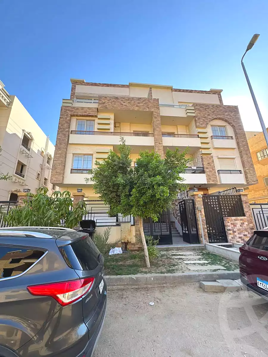 https://aqarmap.com.eg/ar/listing/7196795-for-sale-cairo-badr-city-hai-el-zohour-fifth-neighborhood-hay-el-koronfil-el-koronfil-villas