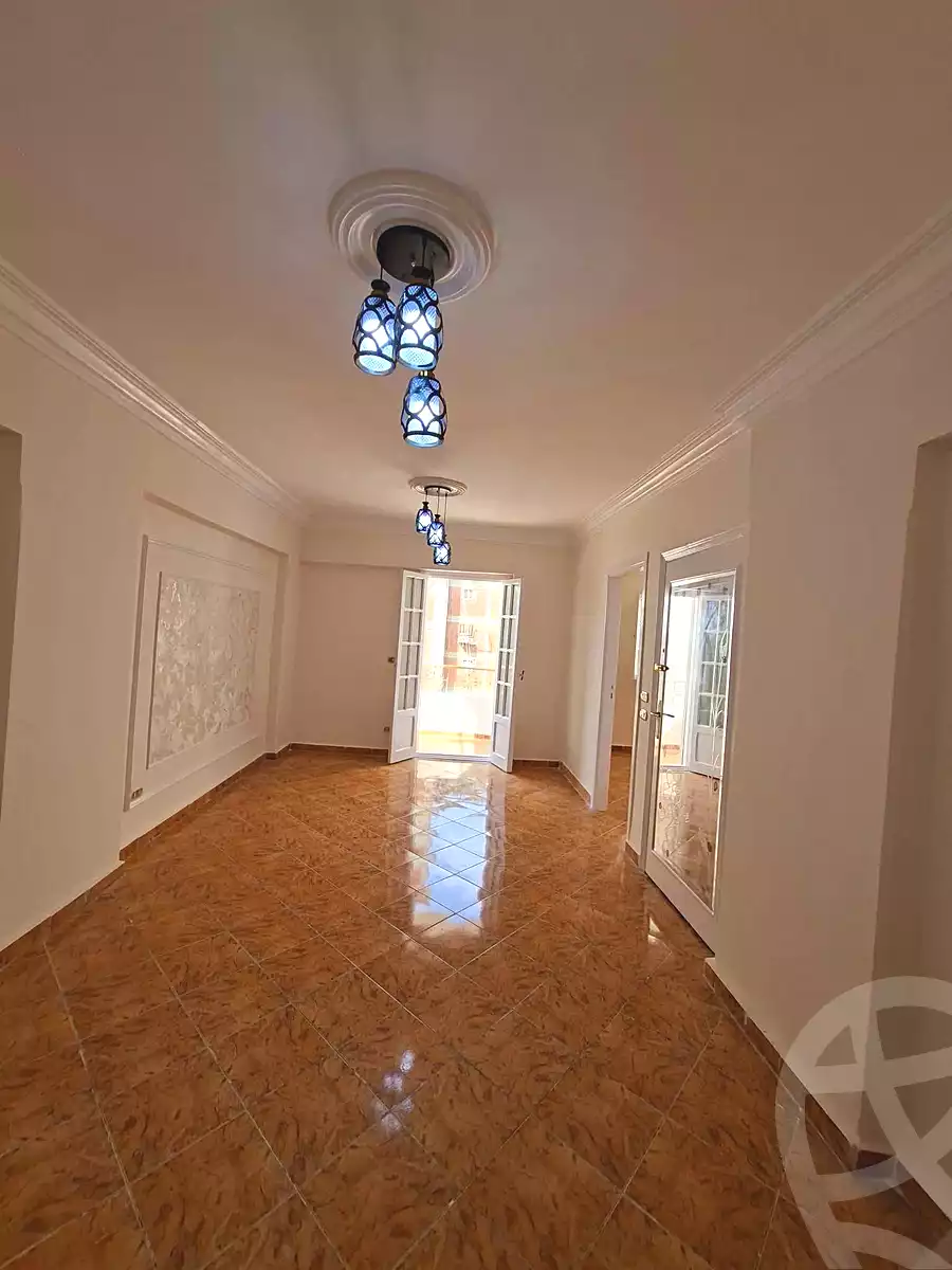 https://aqarmap.com.eg/ar/listing/7197198-for-sale-alexandria-el-asafra-l-sfr-bhry