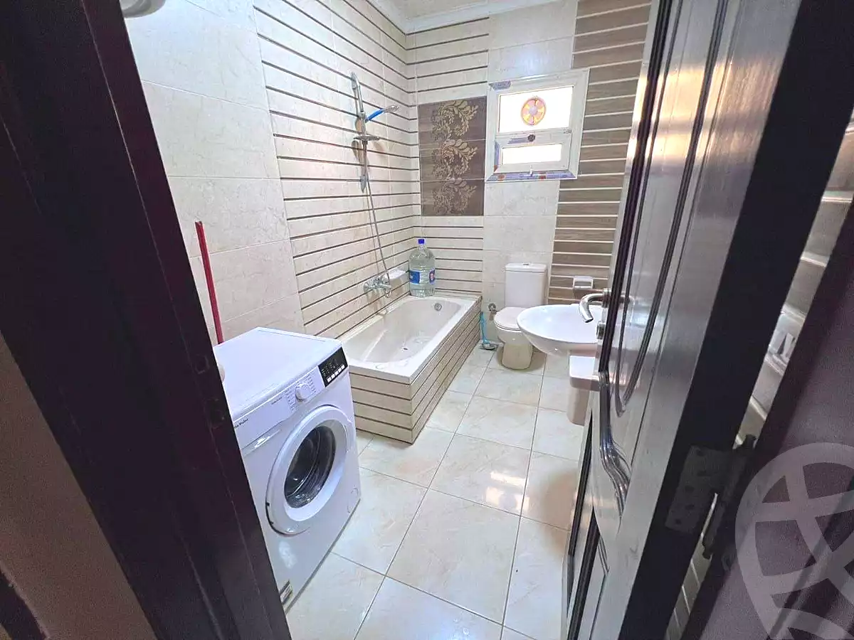 https://aqarmap.com.eg/en/listing/7197595-for-sale-cairo-new-cairo-compounds-el-ashrafia