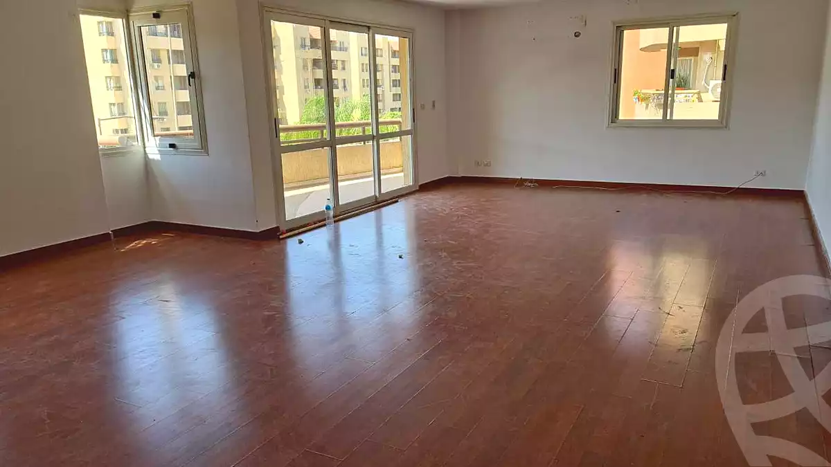 https://aqarmap.com.eg/ar/listing/7197684-for-sale-cairo-new-cairo-lrhb-city-phase-2-abou-bakr-el-sedeek-st