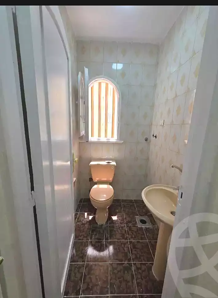 https://aqarmap.com.eg/en/listing/7198179-for-sale-alexandria-al-agamy-shataa-el-nakheel