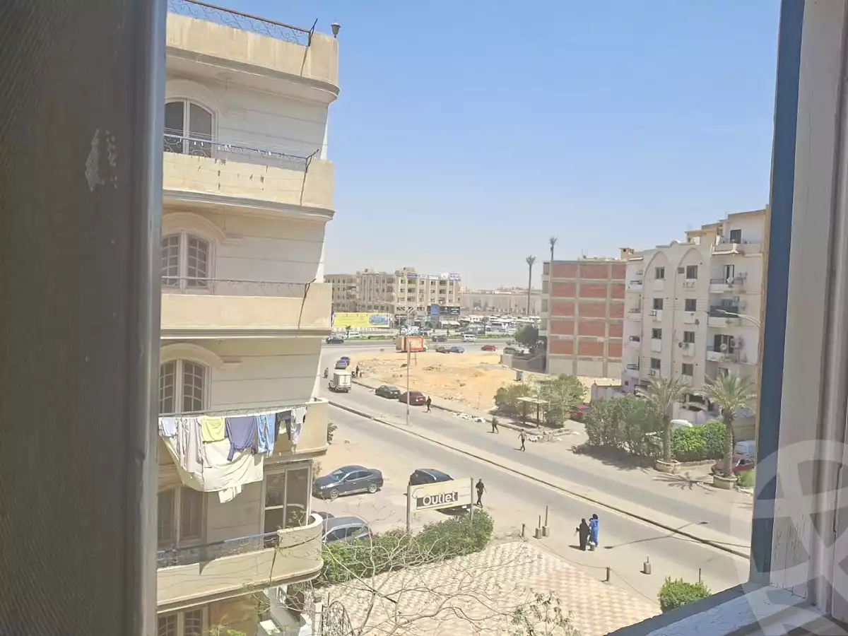 https://aqarmap.com.eg/ar/listing/7198669-for-sale-cairo-6th-of-october-el-ahyaa-neighborhood-3rd-al-hay-al-thalith-st