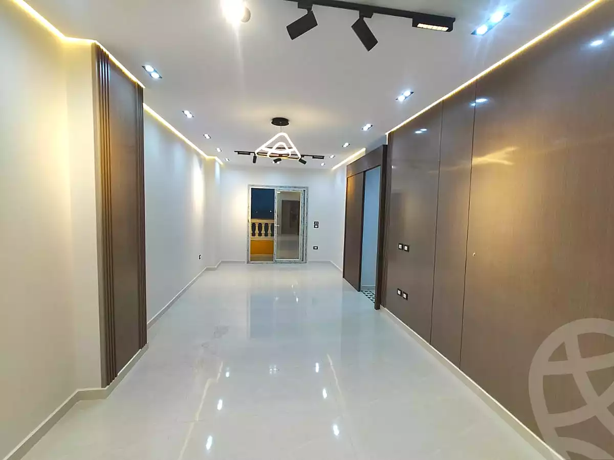 https://aqarmap.com.eg/en/listing/7198672-for-sale-cairo-6th-of-october-hadaeq-october-compounds-el-fardoos-city