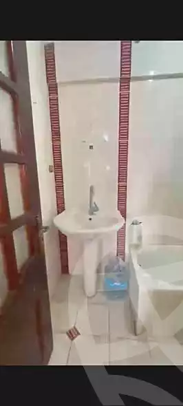 https://aqarmap.com.eg/ar/listing/7198934-for-rent-alexandria-moharram-bey