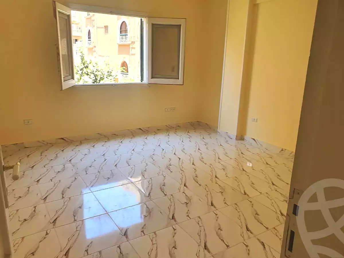 https://aqarmap.com.eg/ar/listing/7198950-for-rent-cairo-6th-of-october-el-ahyaa-neighborhood-8th-el-tahrir-rd