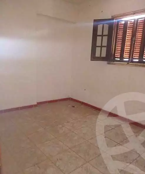 https://aqarmap.com.eg/ar/listing/7198953-for-sale-alexandria-sydy-bshr-shr-mlk-hfny