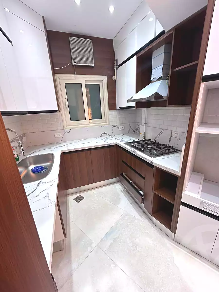 https://aqarmap.com.eg/en/listing/7199017-for-sale-cairo-6th-of-october-compounds-murooj