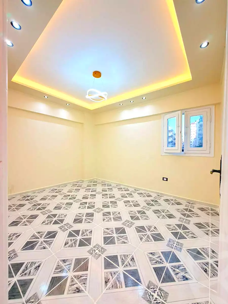 https://aqarmap.com.eg/en/listing/7199070-for-sale-alexandria-al-agamy-shataa-el-nakheel