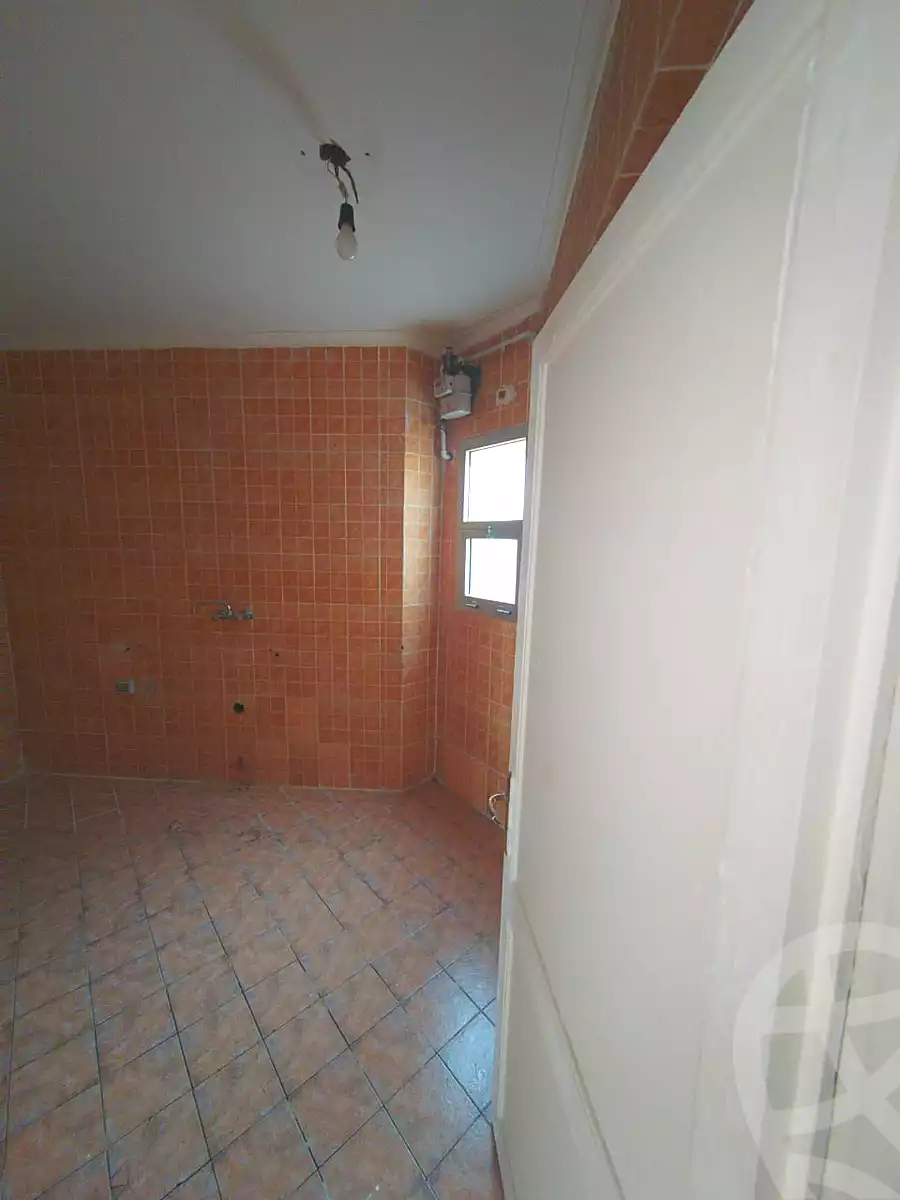https://aqarmap.com.eg/ar/listing/7199525-for-sale-cairo-new-cairo-lrhb-city-mtdd-lrhb-phase-9