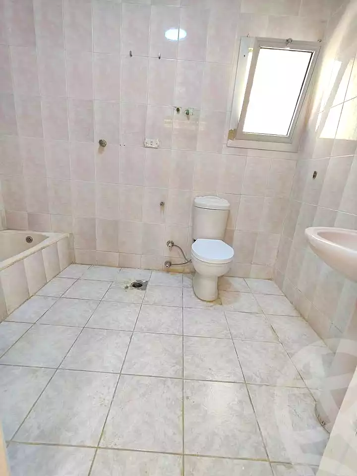 https://aqarmap.com.eg/en/listing/7200176-for-sale-alexandria-al-agamy-shataa-el-nakheel