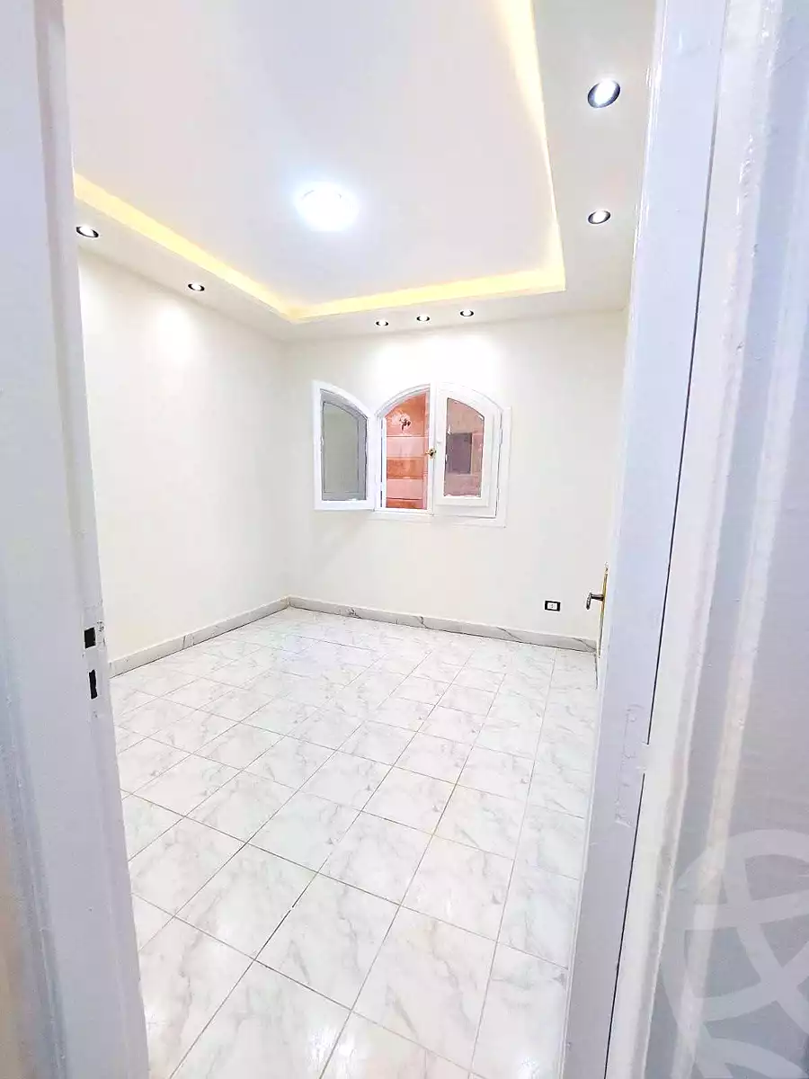 https://aqarmap.com.eg/en/listing/7200365-for-sale-alexandria-el-mandara-shr-jml-bd-lnsr
