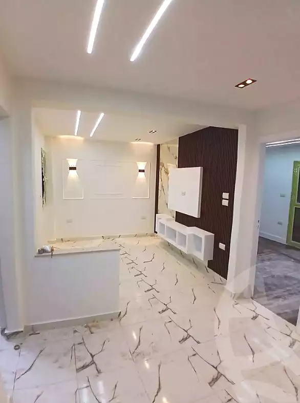 https://aqarmap.com.eg/ar/listing/7200793-for-sale-alexandria-sydy-bshr-sydy-bshr-bhry
