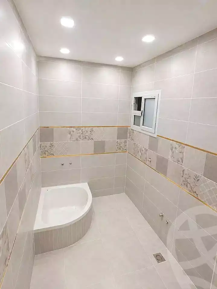 https://aqarmap.com.eg/en/listing/7200861-for-sale-alexandria-al-agamy-lbytsh
