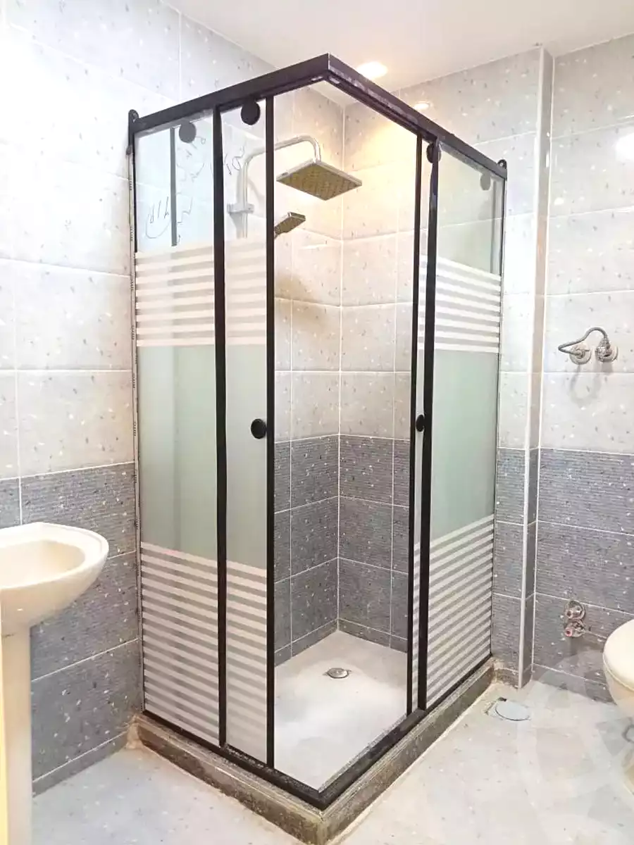 https://aqarmap.com.eg/ar/listing/7201229-for-sale-alexandria-sydy-bshr-sydy-bshr-bhry-gamal-abd-el-nasir-st