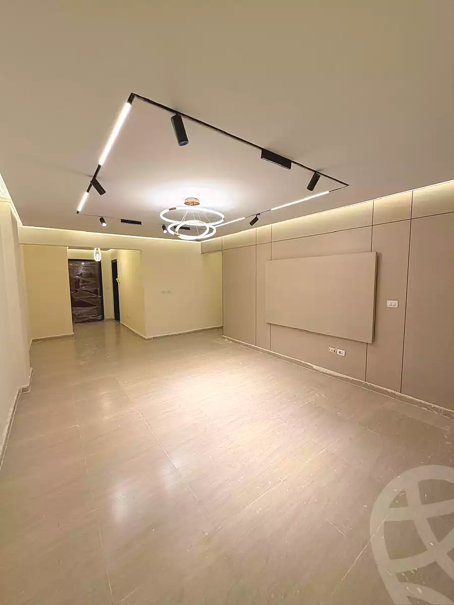 https://aqarmap.com.eg/en/listing/7201393-for-rent-cairo-el-sheikh-zayed-city-compounds-bliss-gate-compound-torec