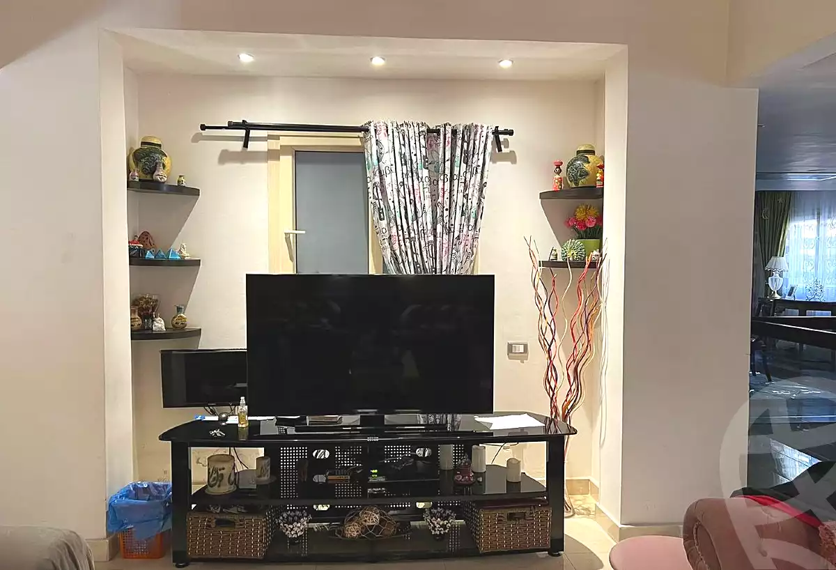 https://aqarmap.com.eg/ar/listing/7201710-for-sale-cairo-new-cairo-el-ahyaa-first-neighborhood-street-1