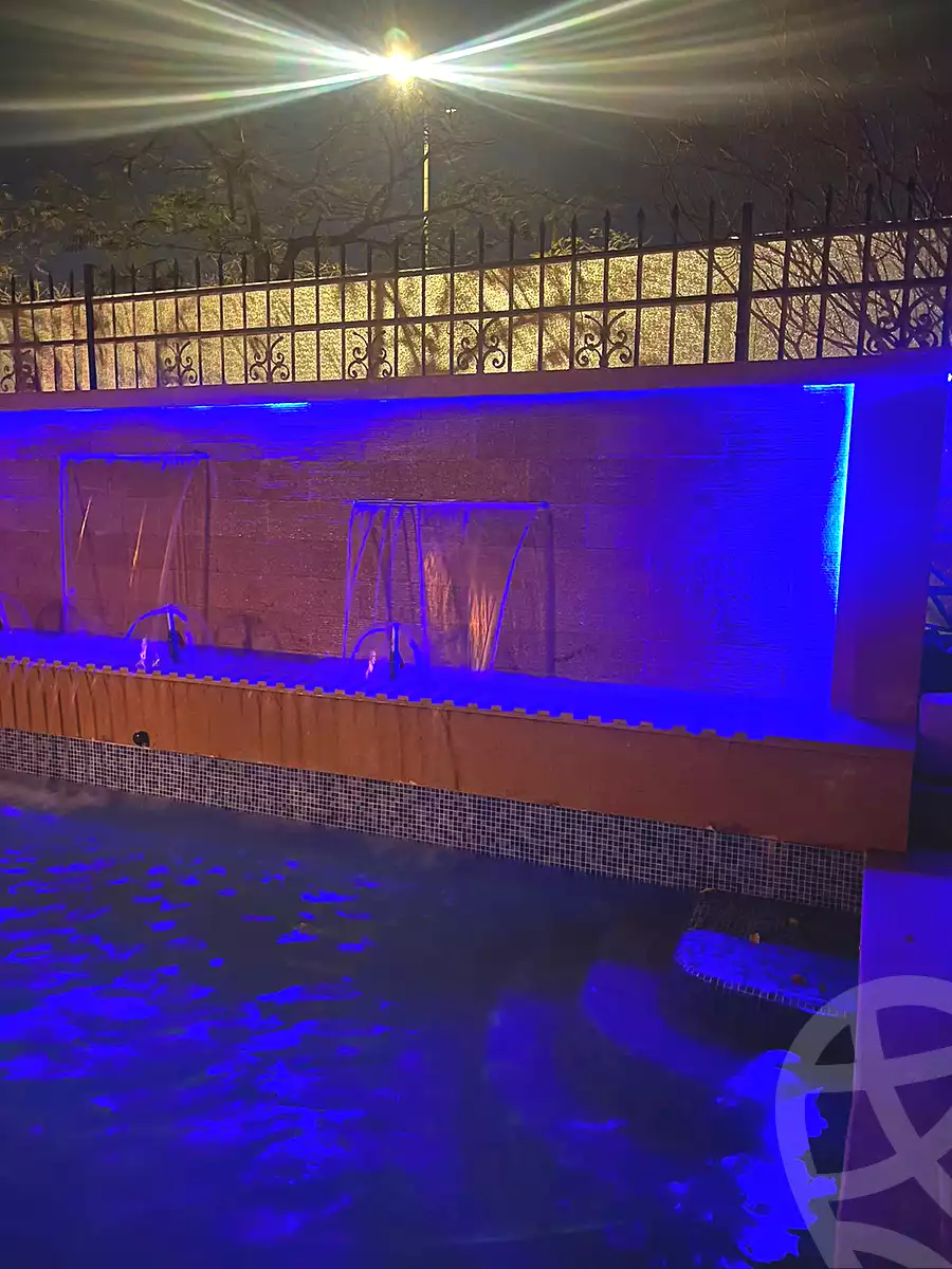 https://aqarmap.com.eg/en/listing/7201694-for-sale-cairo-new-cairo-compounds-hyde-park-cluster-1-hyde-park