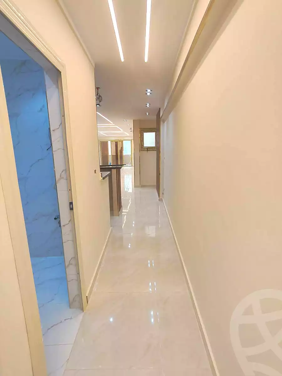 https://aqarmap.com.eg/ar/listing/7201932-for-sale-alexandria-sydy-bshr-sydy-bshr-bhry-street-17