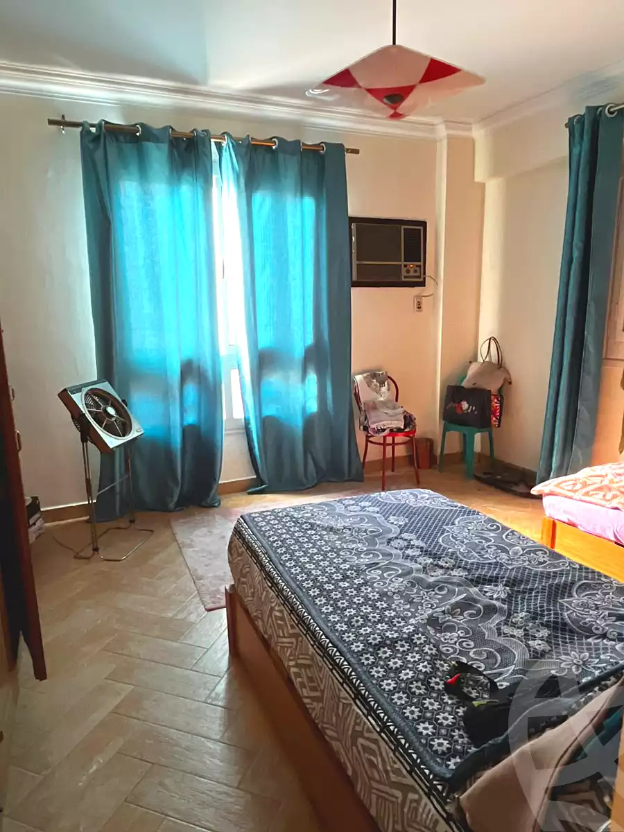 https://aqarmap.com.eg/ar/listing/7202163-for-sale-cairo-6th-of-october-el-ahyaa-neighborhood-1st-al-maahad