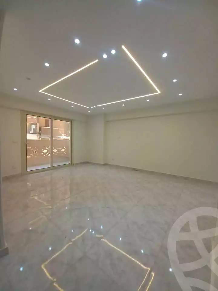 https://aqarmap.com.eg/ar/listing/7202304-for-sale-alexandria-sydy-bshr-sydy-bshr-bhry-shr-mhmd-njyb
