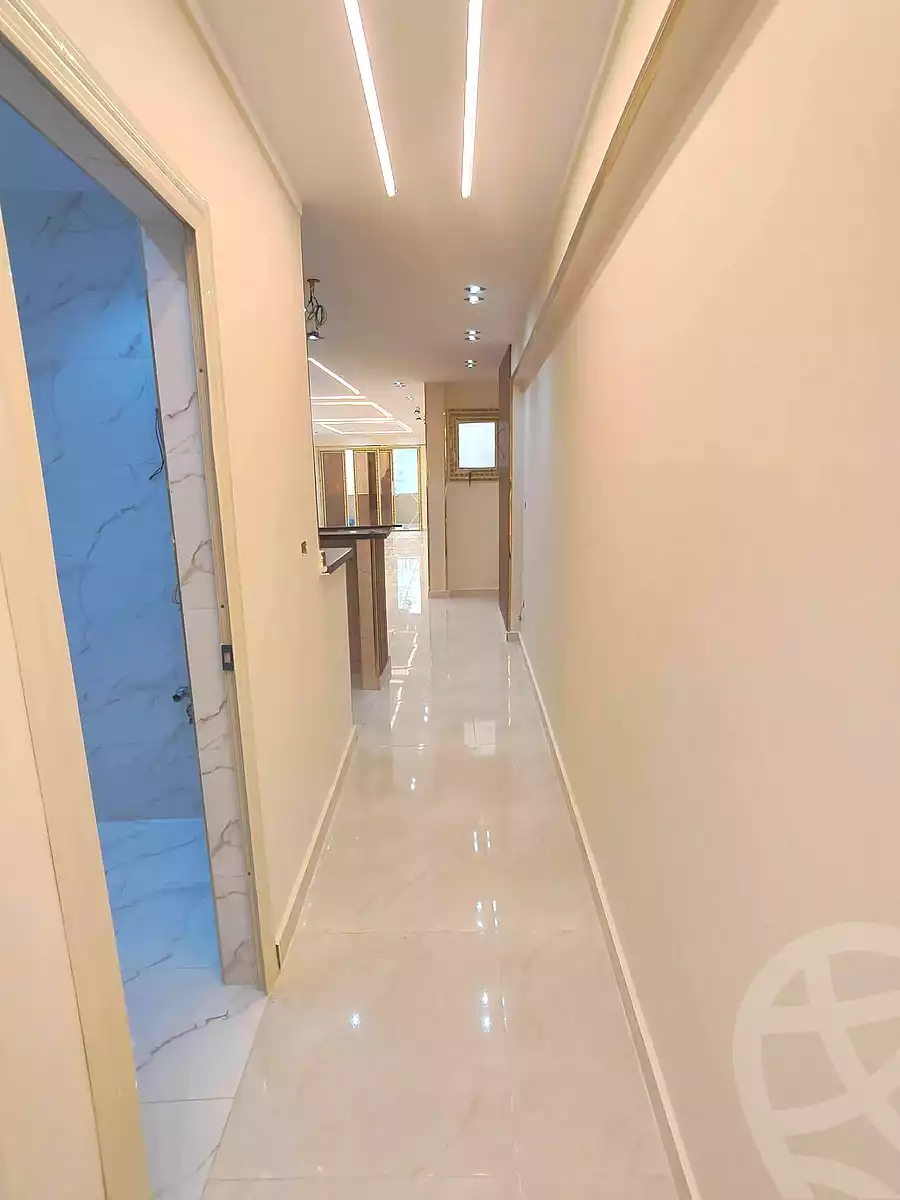 https://aqarmap.com.eg/en/listing/7202456-for-sale-alexandria-sydy-bshr-sydy-bshr-qbly-street-17