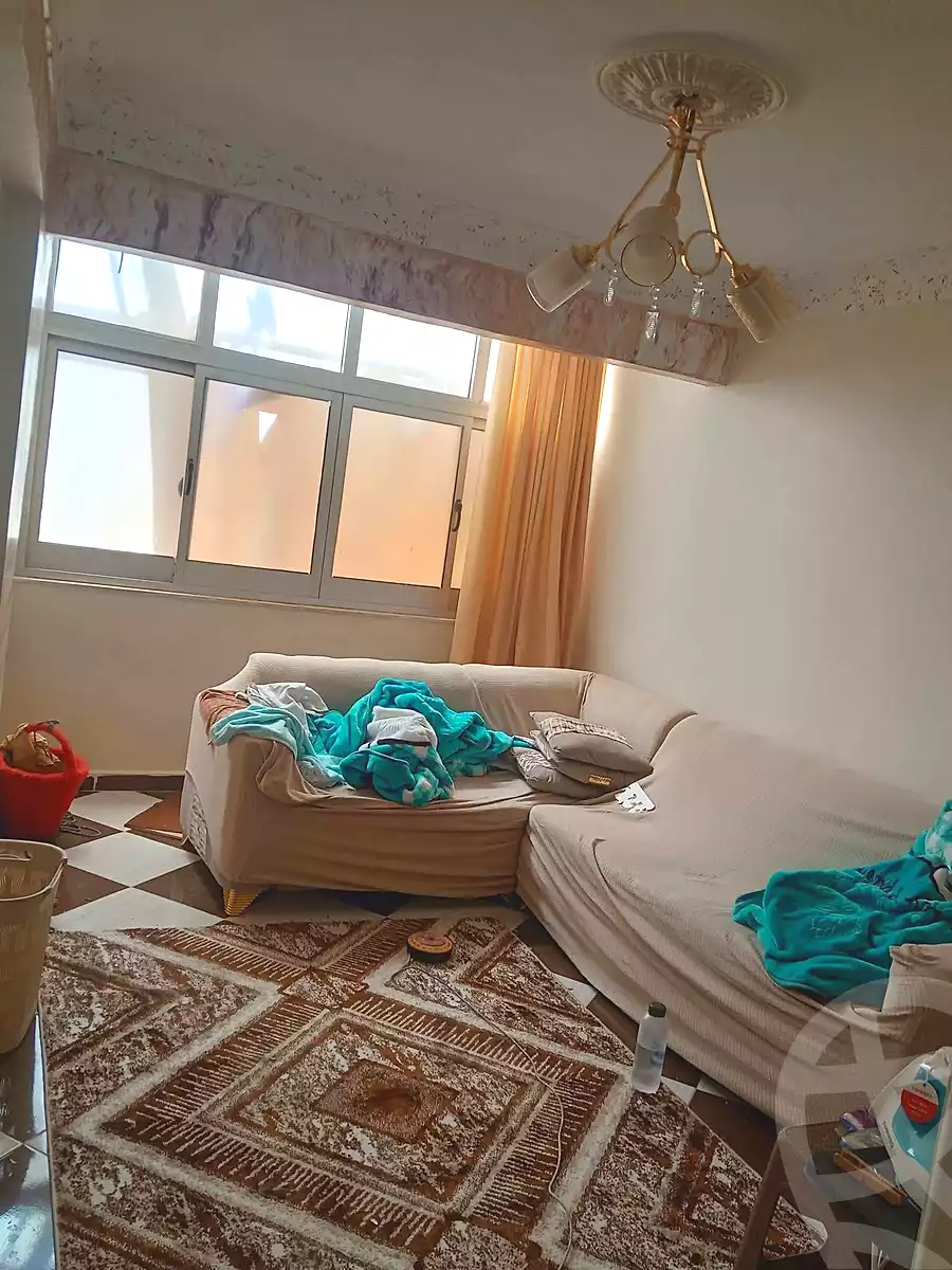 https://aqarmap.com.eg/ar/listing/7202694-for-sale-alexandria-al-agamy-el-hanouvel-abo-zaid-st