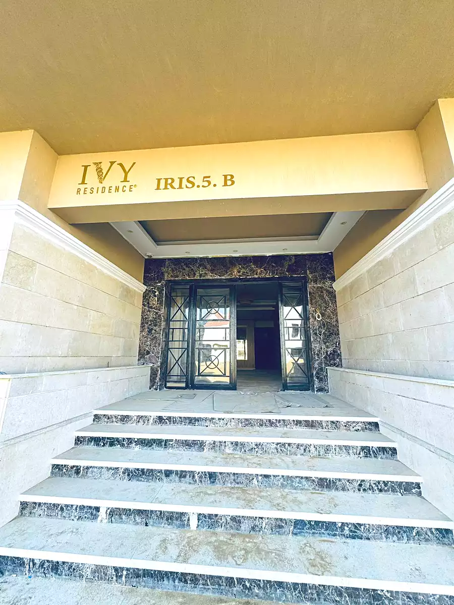 https://aqarmap.com.eg/en/listing/7202704-for-sale-cairo-el-shorouk-compounds-yfy-ryzydns