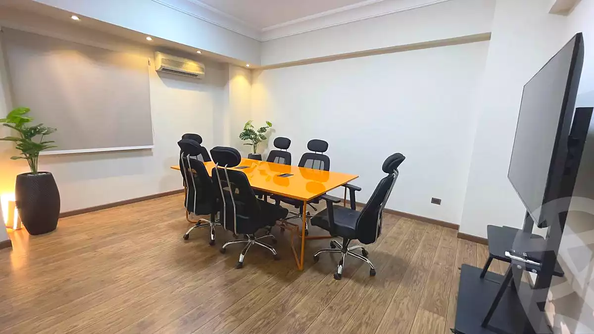 https://aqarmap.com.eg/en/listing/7202721-for-rent-cairo-new-cairo-first-settlement-mhwr-mstfy-kml